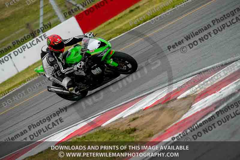 donington no limits trackday;donington park photographs;donington trackday photographs;no limits trackdays;peter wileman photography;trackday digital images;trackday photos